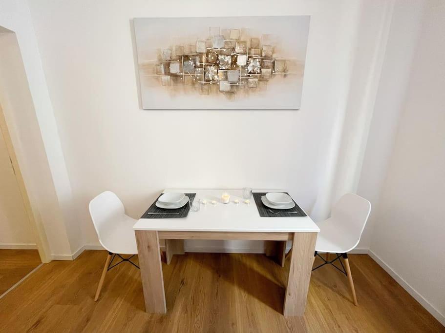 Rm-0 - Appartement F2 Au Rdc A Mulhouse Pour 1-2 Pers Екстер'єр фото