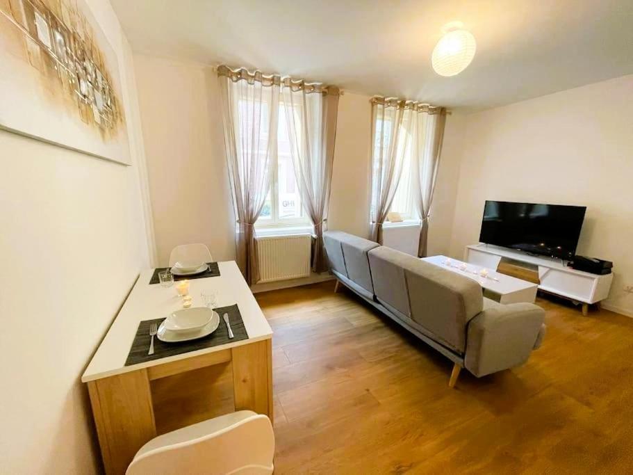 Rm-0 - Appartement F2 Au Rdc A Mulhouse Pour 1-2 Pers Екстер'єр фото