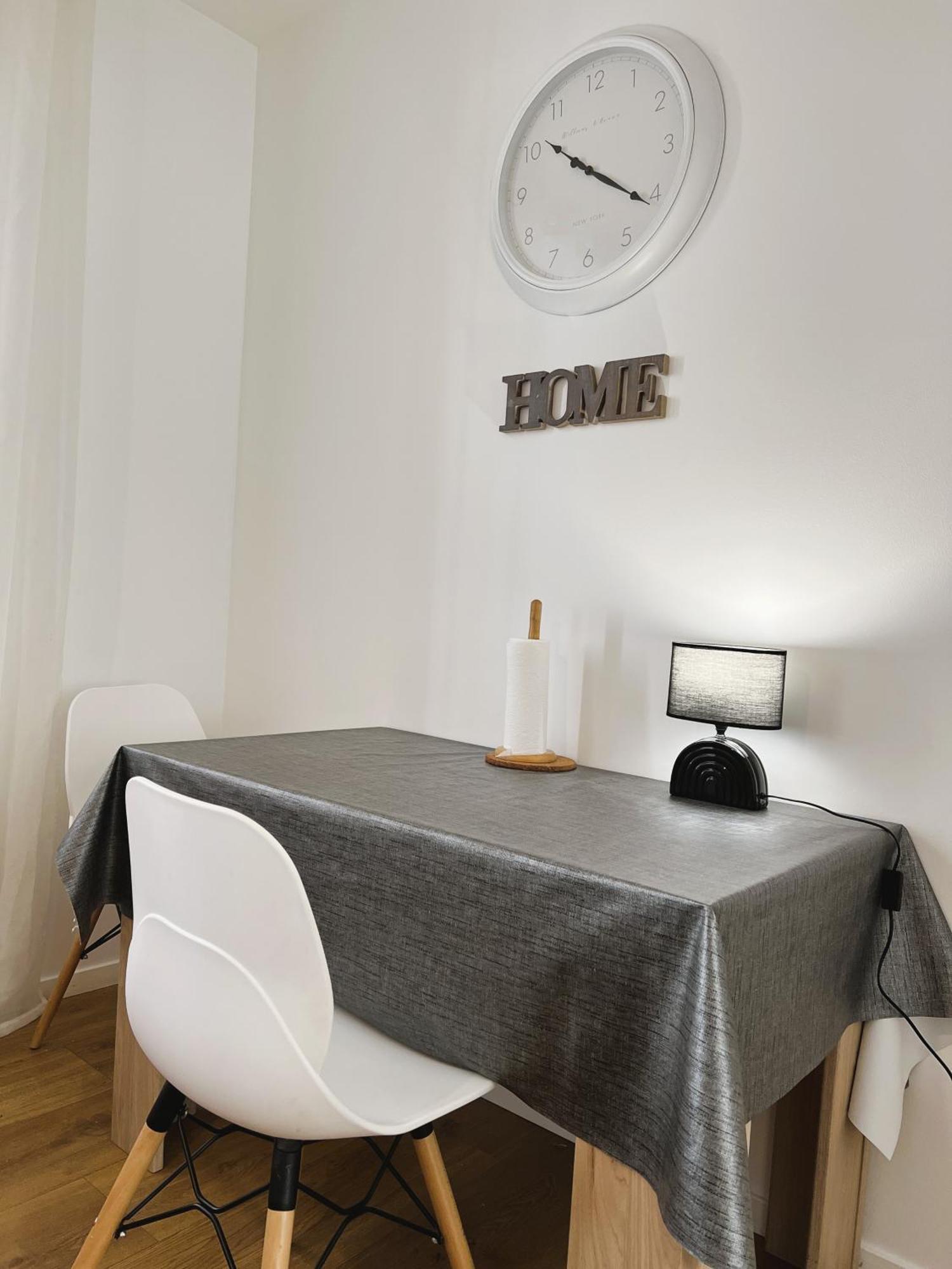 Rm-0 - Appartement F2 Au Rdc A Mulhouse Pour 1-2 Pers Екстер'єр фото